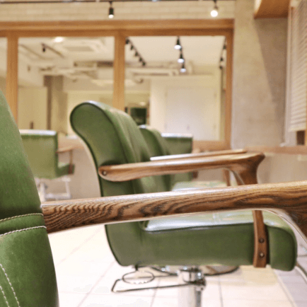 人気美容師が在籍する高幡不動の美容院 BALANCE hair design（バランス ヘアー デザイン） の内観