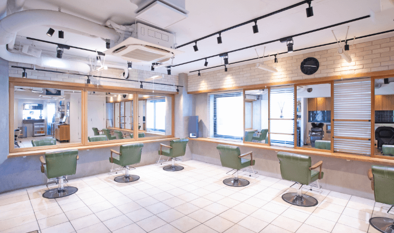 BALANCE hair design（バランス ヘアー デザイン）｜美容院｜高幡不動駅・日野市で人気の美容室の外観